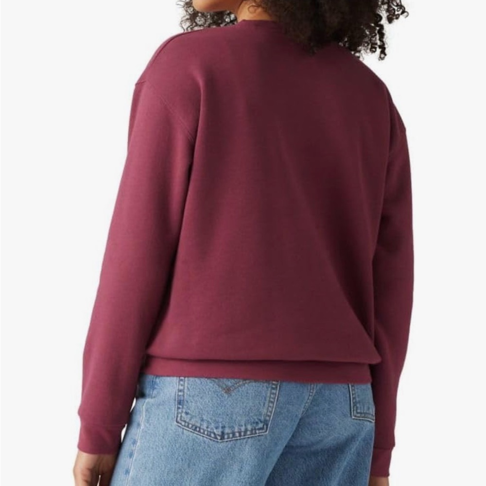 Levi’s Patchwork Bandana Graphic Crewneck Print Sweatshirt Burgundy XL NWT - Picture 2 of 6